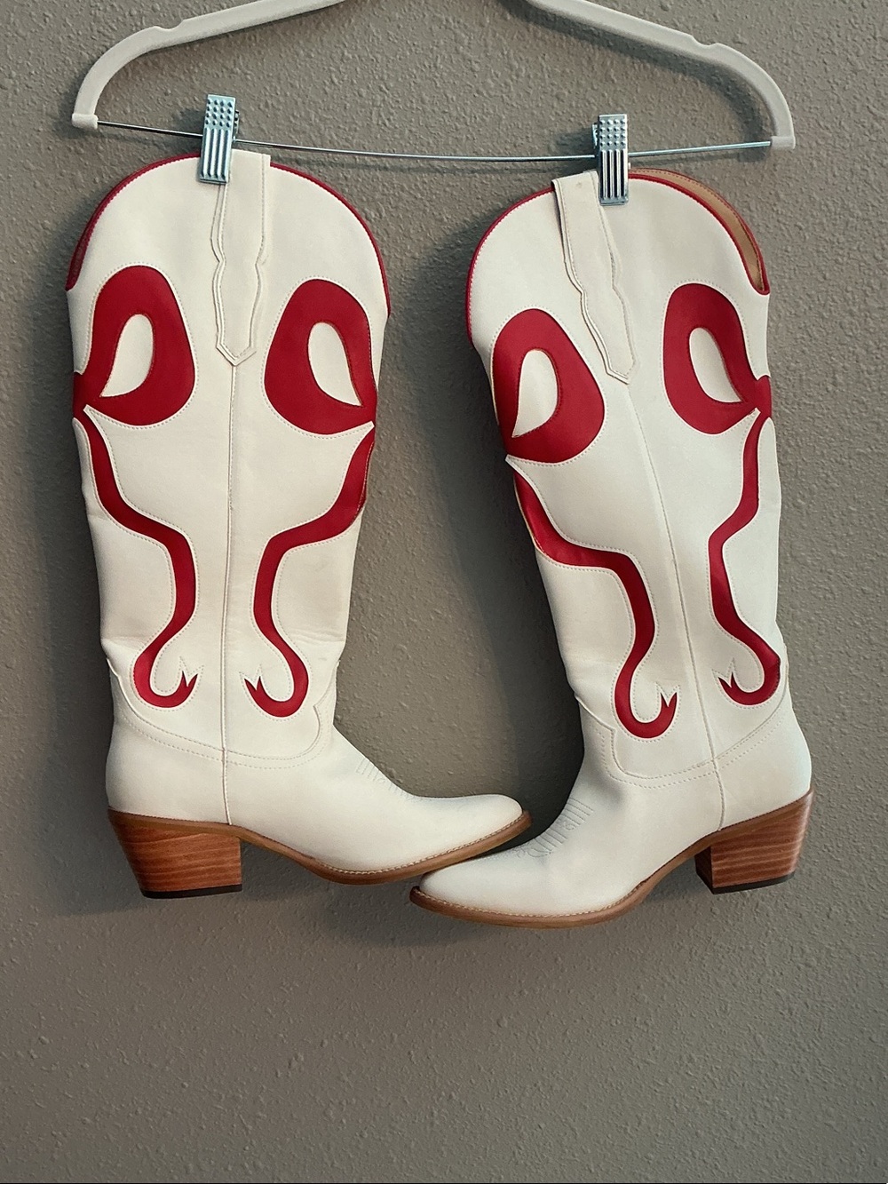 White Leather Western Boots with Red Inlay